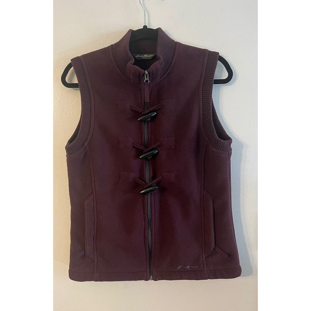 Eddie Bauer Women's Medium Burgundy Fleece Vest Full Zip Toggles Casual Outdoor‎